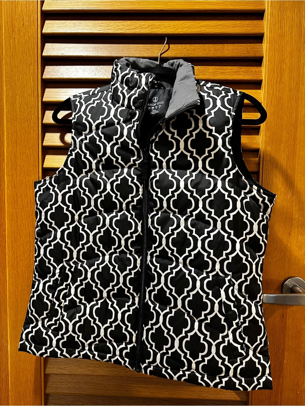 Lands' End Black and Gray Quilted Vest